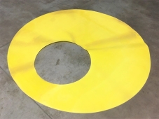 Круглый лист из полиуретана большого размера с отверстием 