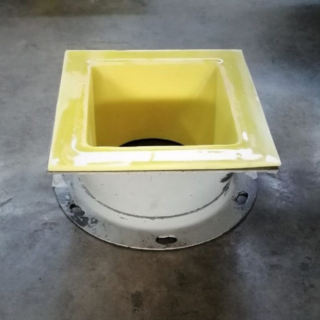 Футеровка самотечного транспорта, полиуретановая вставка в переход с квадрата на круг